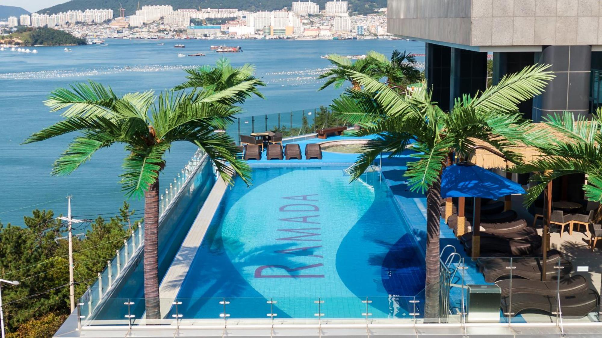 Hotel Ramada Plaza by Wyndham Dolsan Yeosu Zewnętrze zdjęcie