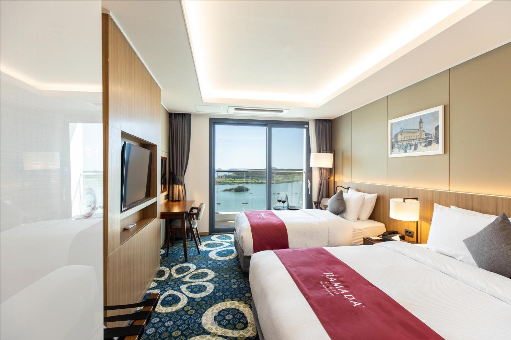 Hotel Ramada Plaza by Wyndham Dolsan Yeosu Zewnętrze zdjęcie